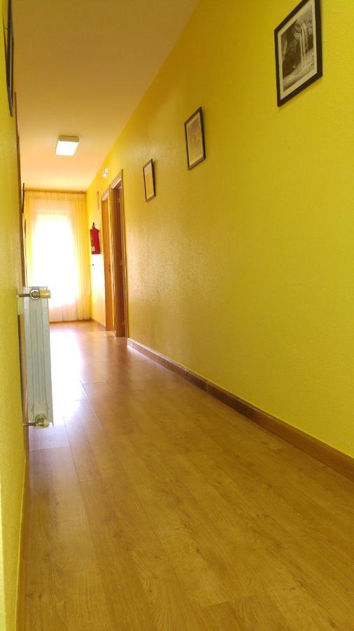 Hostal El Peregrino La Portela de Valcarce エクステリア 写真